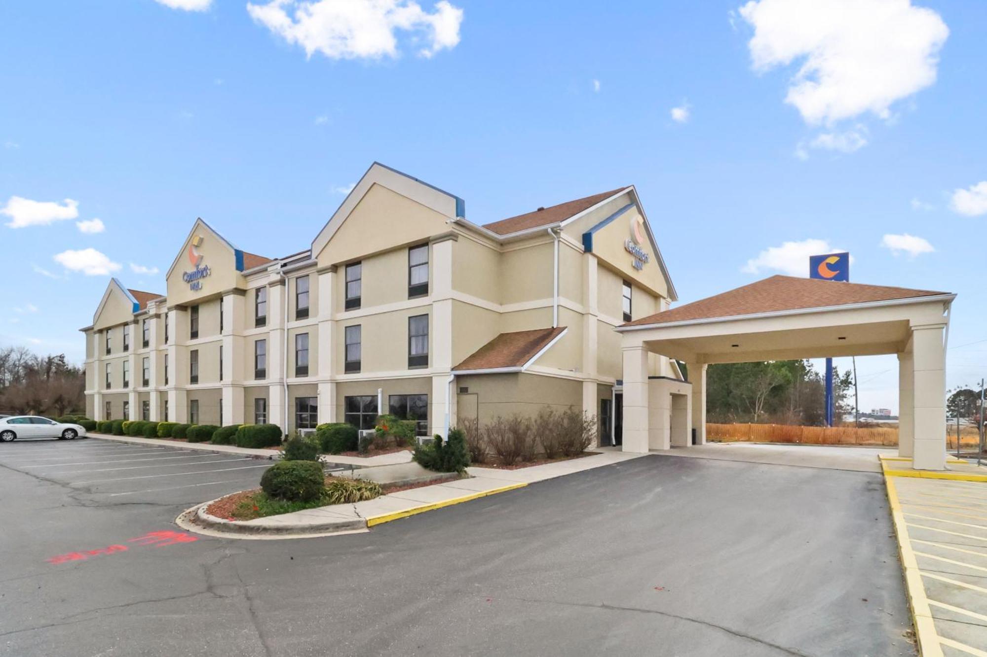 Comfort Inn Dunn Near I-95 Exteriér fotografie